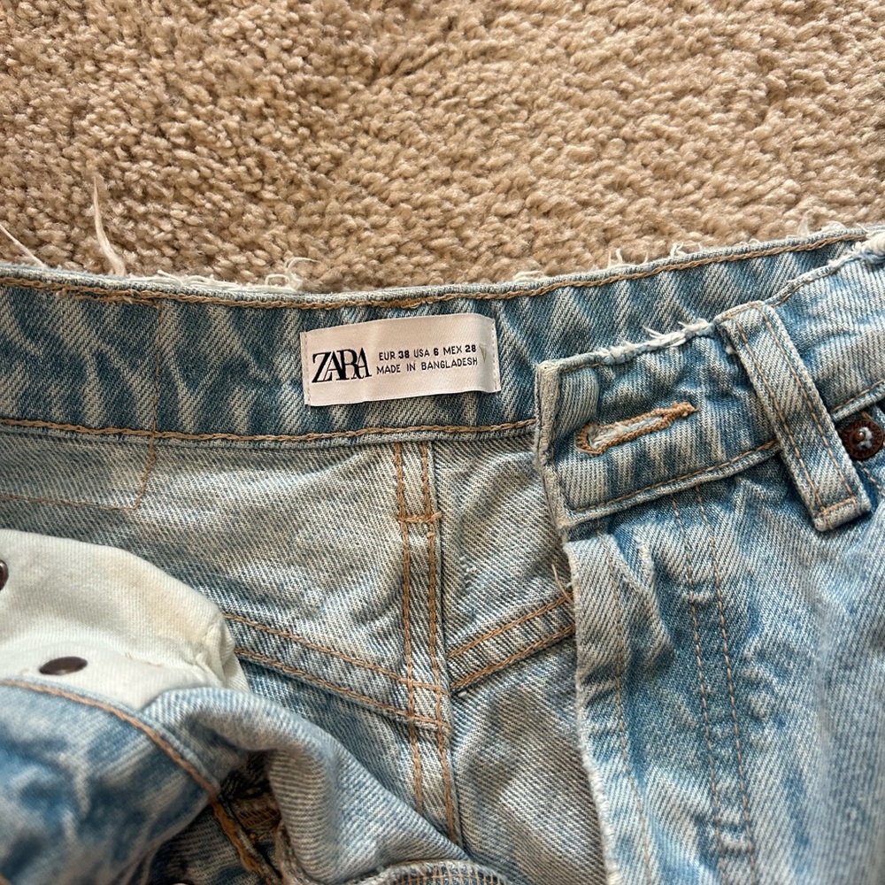 Zara Light Blue Denim Jeans